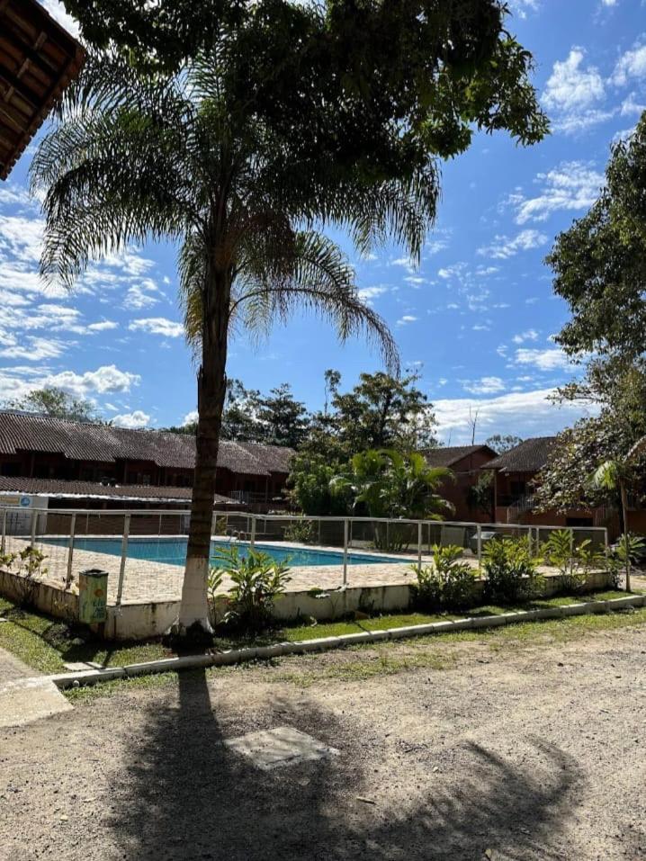 Chale Lazer Completo 700Mts Praia Ubatuba Luaran gambar